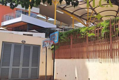 Serviced 3 Bed Apartment with En Suite at Garden City Drive - 3