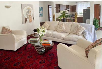 Serviced 2 Bed Apartment with En Suite at New Muthaiga