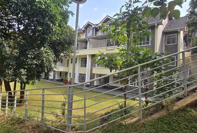 Furnished 3 Bed Apartment with En Suite in Runda