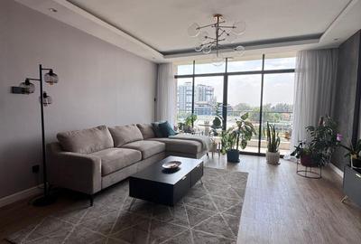 Serviced 3 Bed Apartment with En Suite in Brookside