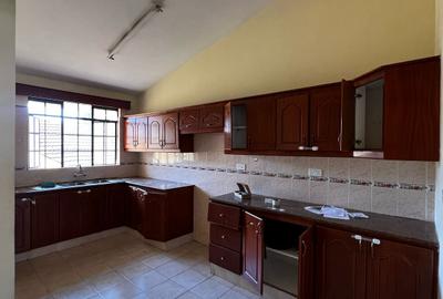2 Bed Apartment with En Suite in Westlands Area