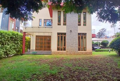 5 Bed Townhouse with En Suite at Lavington Green - 2