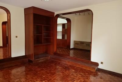 5 Bed House with En Suite at Kyuna