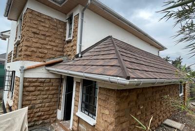 4 Bed Townhouse with En Suite at Kerarapon