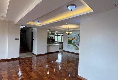 4 Bed Apartment with En Suite at Riverside Drive