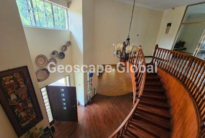 5 Bed Townhouse with En Suite in Spring Valley