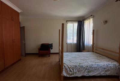 4 Bed Townhouse with En Suite at Convent Drive - 2