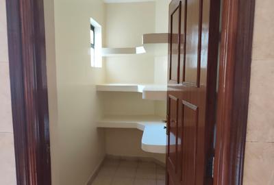 3 Bed Apartment with Backup Generator in Westlands Area - 3