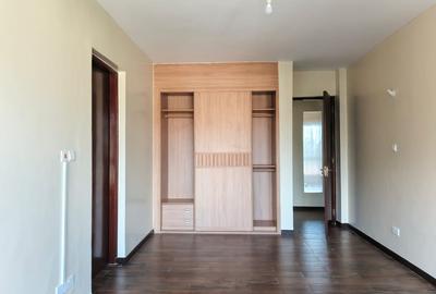 3 Bed Apartment with En Suite at General Mathenge - 3