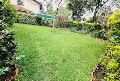 3 Bed House with En Suite in Runda