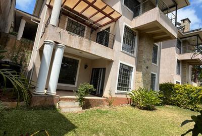 5 Bed Townhouse with En Suite at Westlands