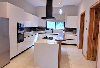 5 Bed Townhouse with En Suite at Loresho