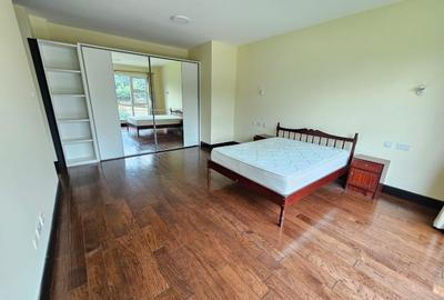 4 Bed Apartment with En Suite at General Mathenge - 4