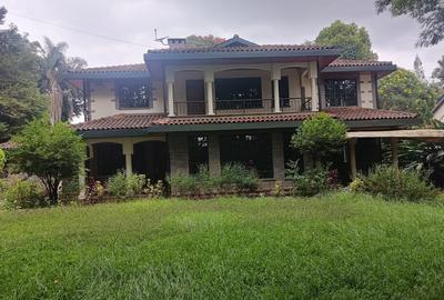 5 Bed House with En Suite at Nyari - 4