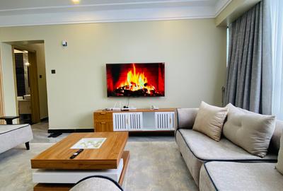 Furnished 2 Bed Apartment with En Suite at Wood Avenue - 2