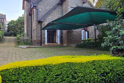 5 Bed Townhouse with En Suite at Lavington Green - 2