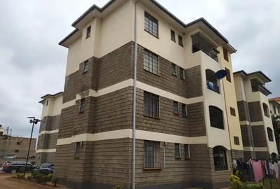3 Bed Apartment with En Suite at Embakasi