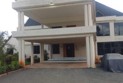 7 Bed House with En Suite in Karen - 3