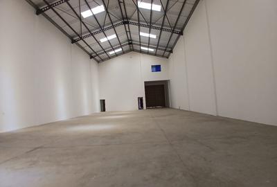 7,600 ft² Warehouse with Backup Generator in Mlolongo - 2