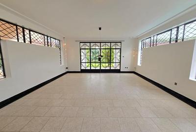 4 Bed House with En Suite in Runda
