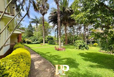 4 Bed House with En Suite in Gigiri