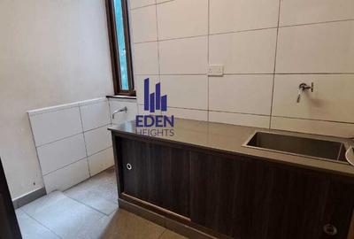 3 Bed Apartment with En Suite in Spring Valley - 4