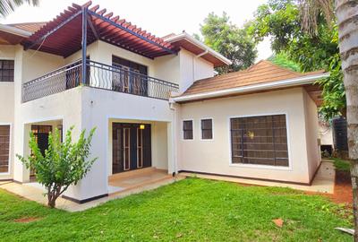 4 Bed House with En Suite at Runda Palm
