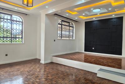 4 Bed Townhouse with En Suite at Njumbi Rd