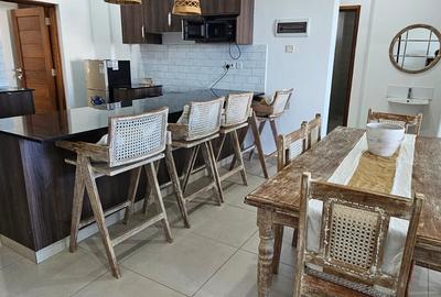 3 Bed Apartment with En Suite at As154