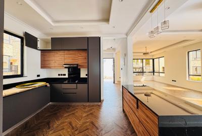 5 Bed Townhouse with En Suite at Lavington