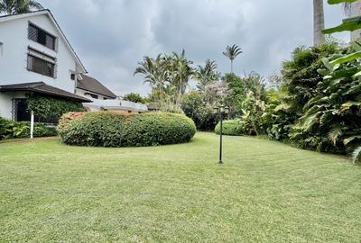 4 Bed Villa with En Suite in Thigiri