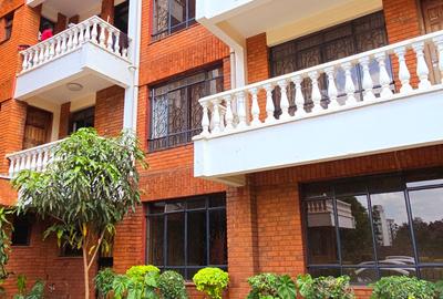 2 Bed Apartment with En Suite at Riverside