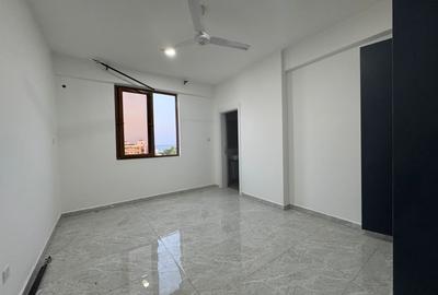 Serviced 3 Bed Apartment with En Suite in Nyali Area - 4