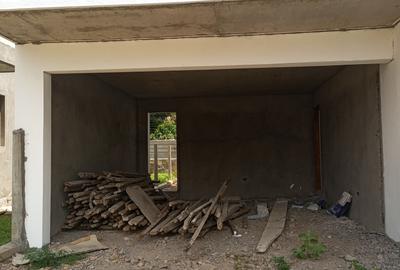 5 Bed Villa with En Suite in Nyali Area - 2