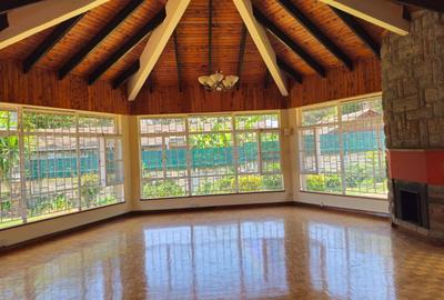 4 Bed House with En Suite at Loresho - 2