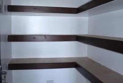 4 Bed Apartment with En Suite in Parklands