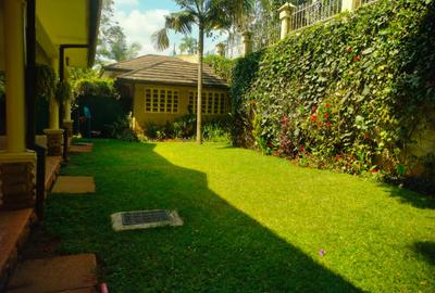 5 Bed Townhouse with En Suite at Lavington