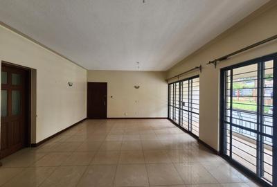 2 Bed Apartment with En Suite at Westlands Road - 4