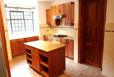 4 Bed Townhouse with En Suite at Off Peponi Road