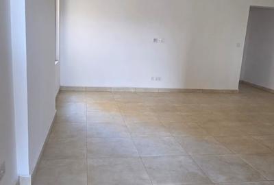 1 Bed Apartment with En Suite in Westlands Area - 4
