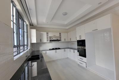5 Bed House with En Suite at Kimbo Mugutha - 4