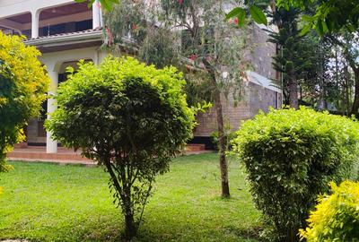 6 Bed House with En Suite at Karen