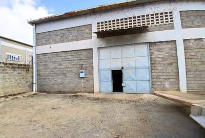 7,300 ft² Warehouse with Backup Generator in Ruaraka