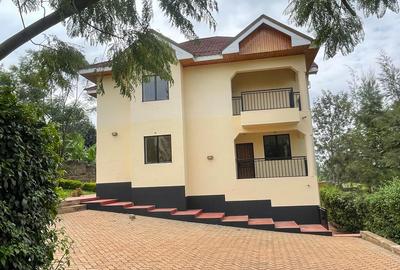 4 Bed Villa with En Suite in Kiambu Road