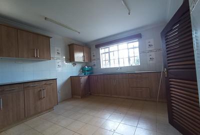 4 Bed Townhouse with En Suite in Runda