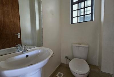 2 Bed Apartment with En Suite in Kiambu Road