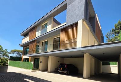 5 Bed Townhouse with En Suite at Chalbi Drive
