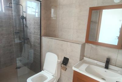 2 Bed Apartment with En Suite at Parklands - 4