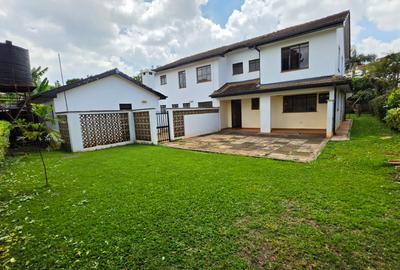 5 Bed House with En Suite at Mountain View Estate - 3