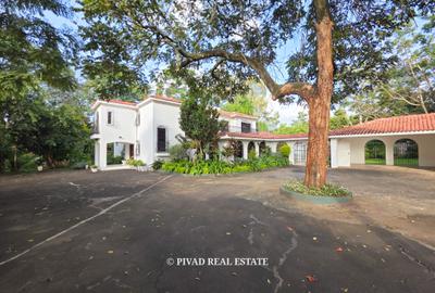 5 Bed House with Garden in Muthaiga